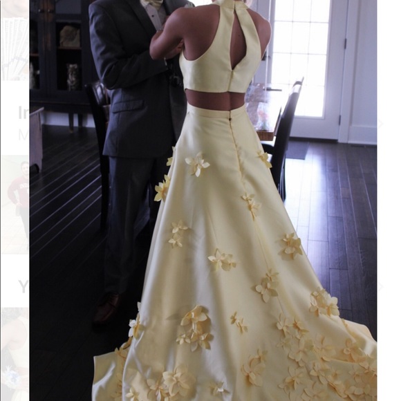 Sherri Hill Prom Dress - Picture 3 of 4